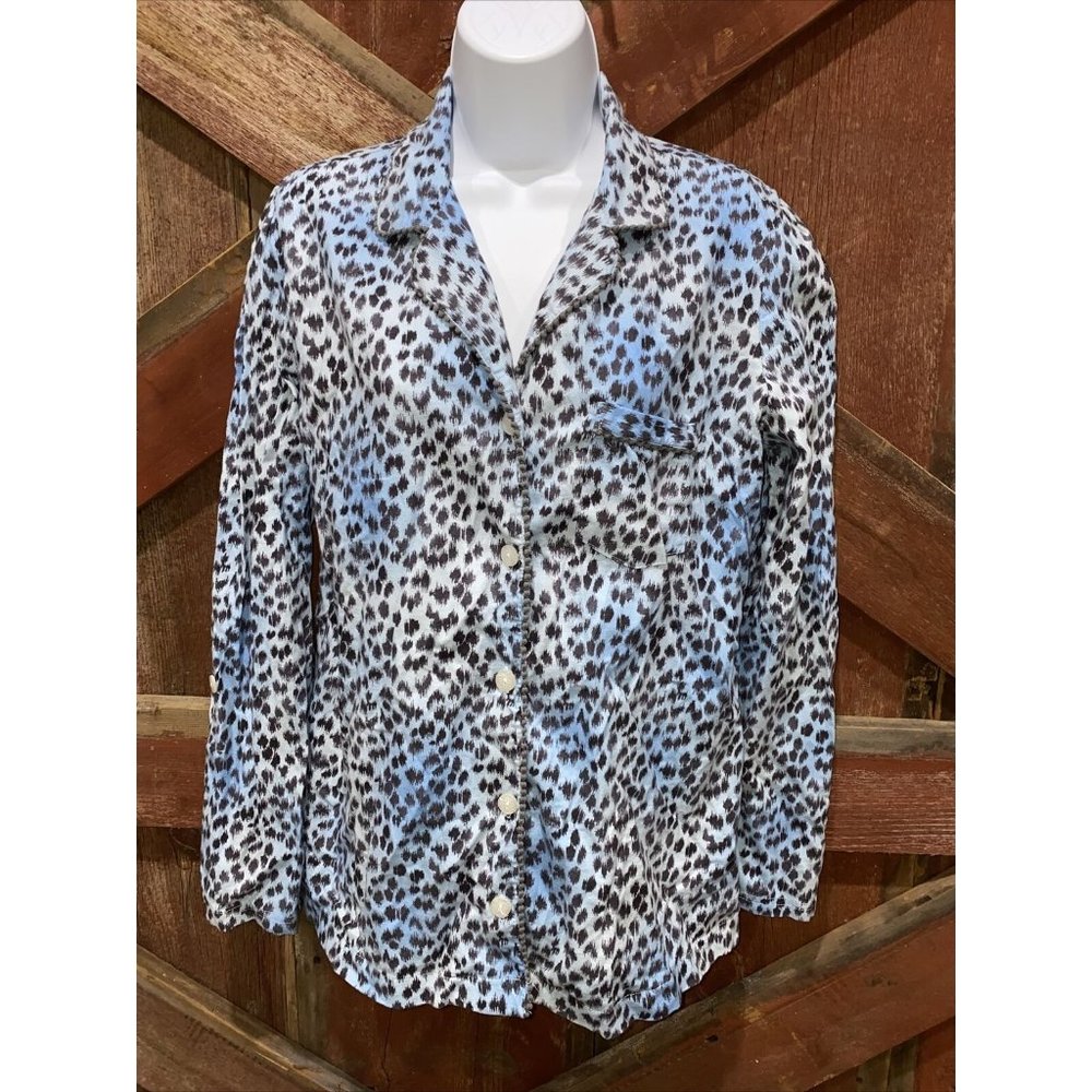 Victoria’s Secret Pajama Top Size Medium Blue Leopard Cheetah Print Long Sleeve